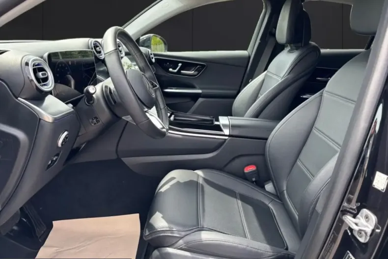 Mercedes-Benz GLC 200 (Clasa GLC) din 2025 cu 35.969 km - oferta MER240358 - foto 8