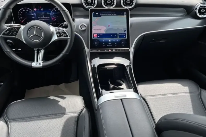Mercedes-Benz GLC 200 (Clasa GLC) din 2025 cu 35.969 km - oferta MER240358 - foto 12