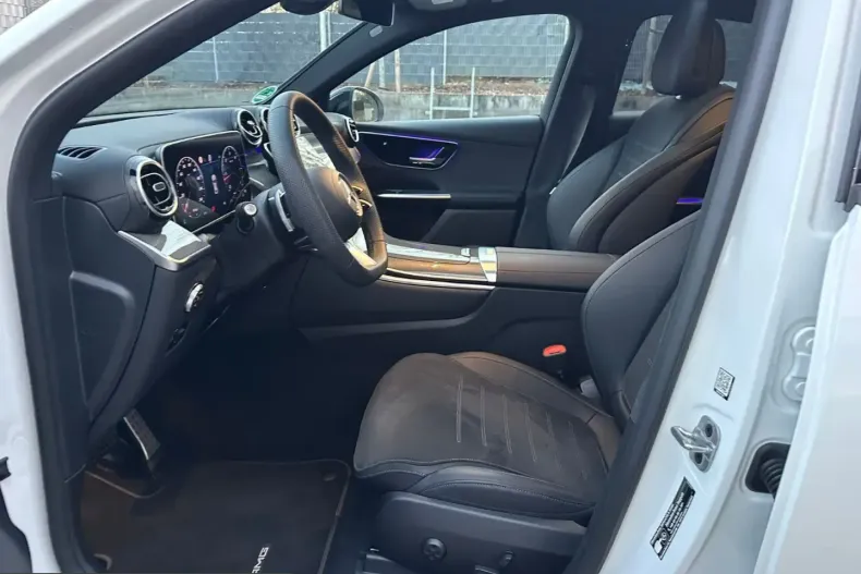 Mercedes-Benz GLC 220 (Clasa GLC) din 2025 cu 29.500 km - oferta MER240360 - foto 13