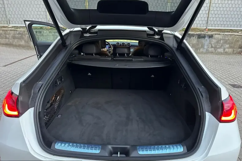 Mercedes-Benz GLC 220 (Clasa GLC) din 2025 cu 29.500 km - oferta MER240360 - foto 14