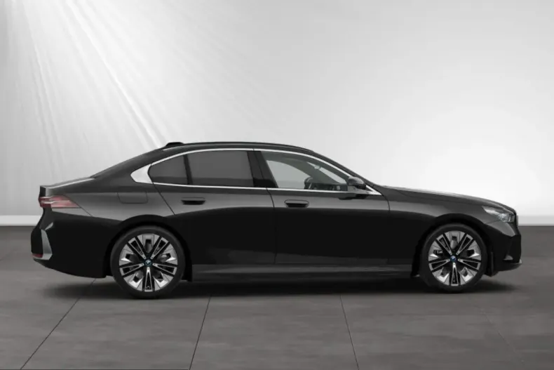 BMW i5 (Seria 5) din 2024 cu 26.070 km - oferta BMW240362 - foto 11