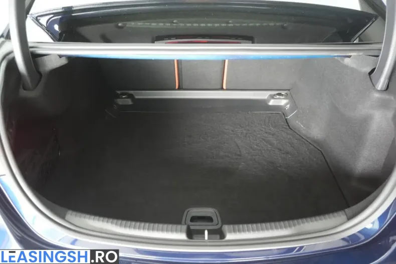 Mercedes-Benz C 220 (Clasa C) din 2023 cu 61.000 km - oferta MER240372 - foto 30