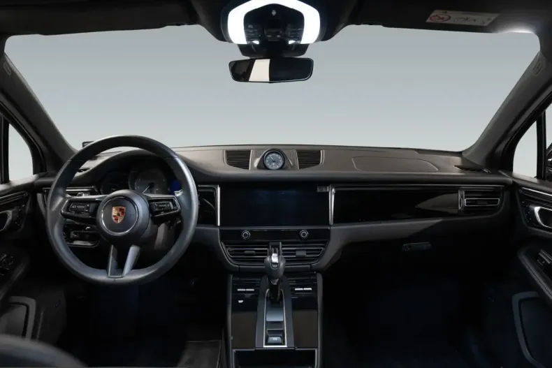 Porsche Macan din 2024 cu 18.100 km - oferta POR240375 - foto 17