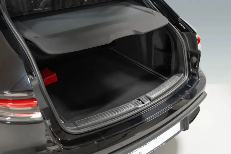 Porsche Macan din 2024 cu 18.100 km - oferta POR240375 - foto 19