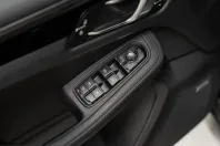 Porsche Macan din 2024 cu 18.100 km - oferta POR240375 - foto 21