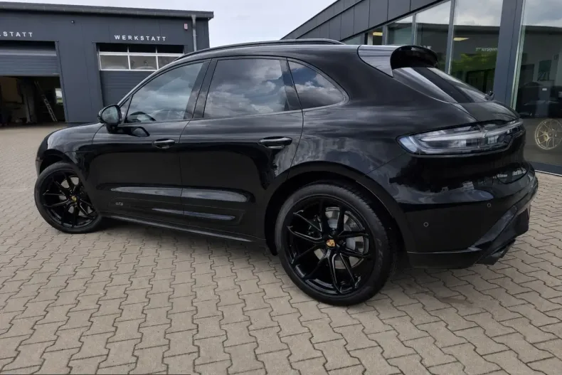Porsche Macan din 2023 cu 12.000 km - oferta POR240376 - foto 7