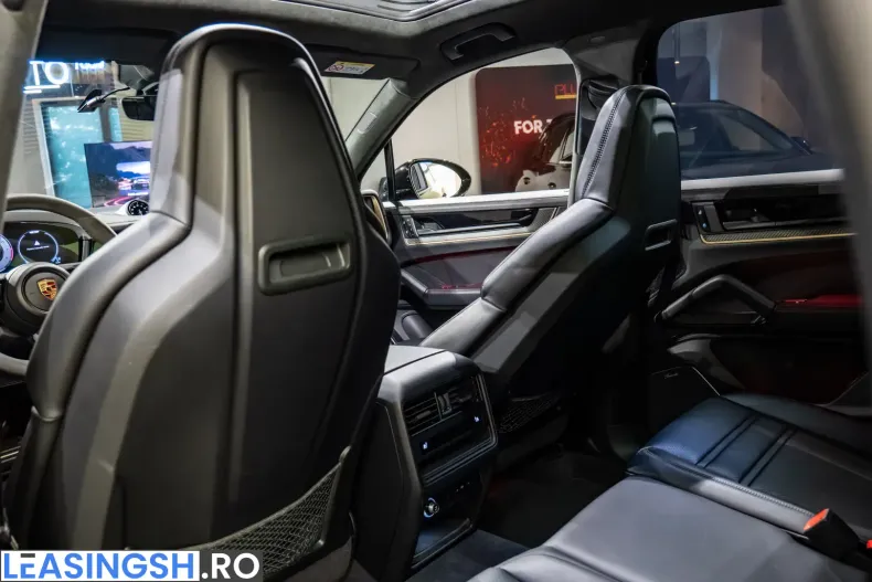 Porsche Cayenne din 2024 cu 50.616 km - oferta POR240378 - foto 16