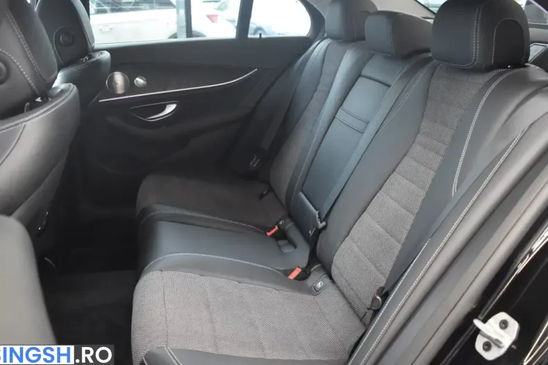 Mercedes-Benz E 220 (Clasa E) din 2021 cu 63.118 km - oferta MER240391 - foto 12