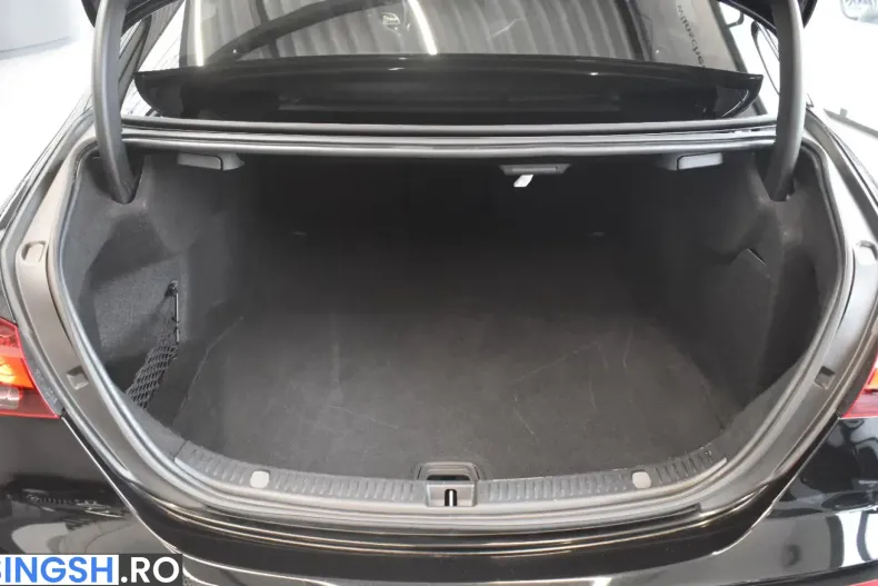Mercedes-Benz E 220 (Clasa E) din 2021 cu 63.118 km - oferta MER240391 - foto 20