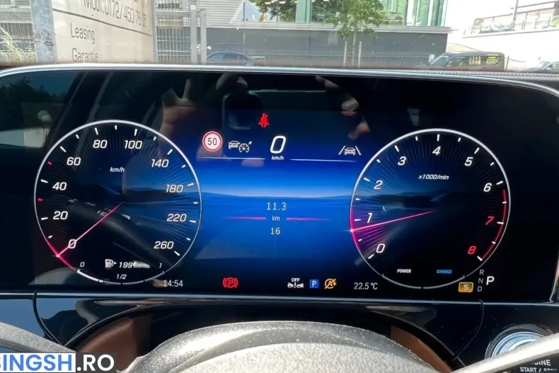 Mercedes-Benz E 200 (Clasa E) din 2024 cu 51 km - oferta MER240393 - foto 11