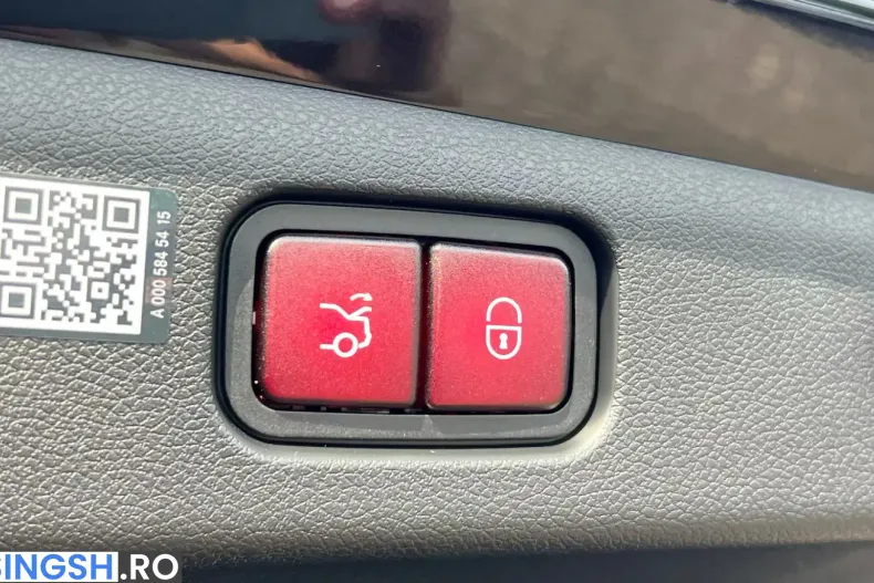 Mercedes-Benz E 200 (Clasa E) din 2024 cu 51 km - oferta MER240393 - foto 29