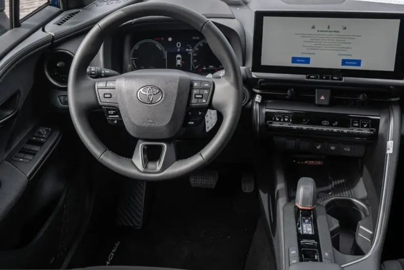 Toyota C-HR din 2025 cu 1.500 km - oferta TOY240397 - foto 8
