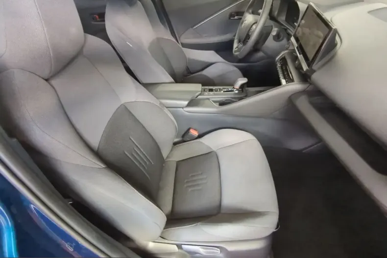 Toyota C-HR din 2024 cu 14.100 km - oferta TOY240400 - foto 16