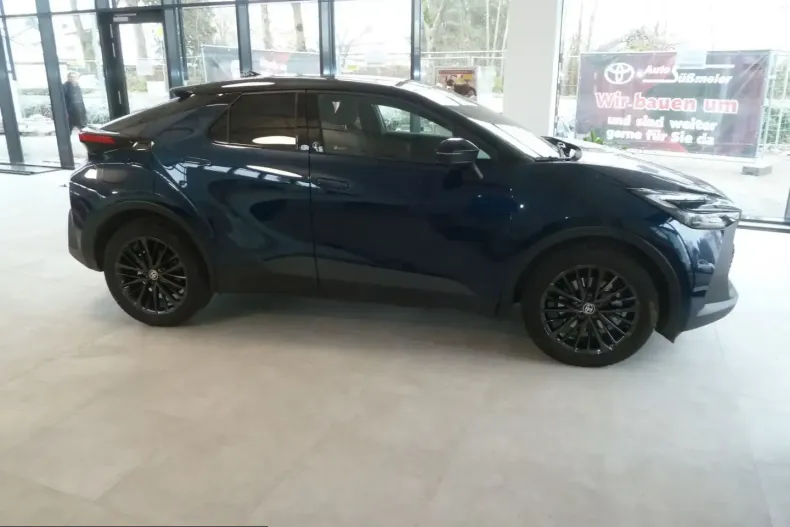 Toyota C-HR din 2025 cu 9.500 km - oferta TOY240401 - foto 6