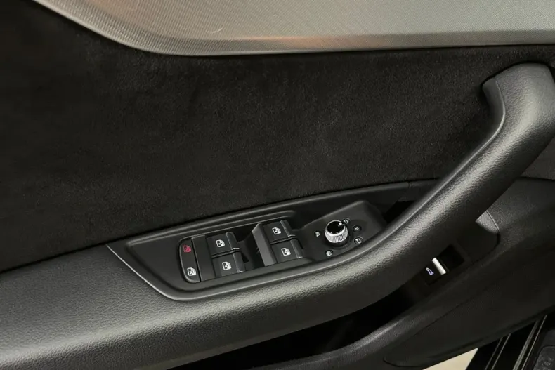Audi Altele din 2021 cu 66.249 km - oferta AUD240405 - foto 16