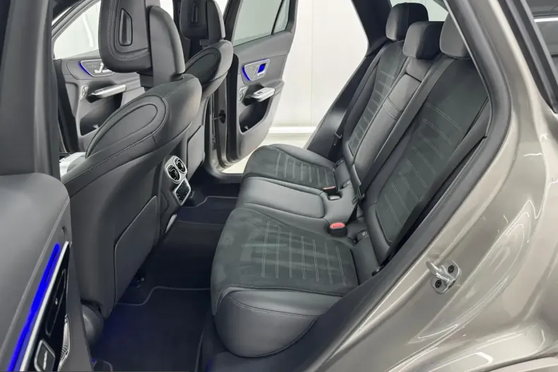 Mercedes-Benz GLC 220 (Clasa GLC) din 2023 cu 35.000 km - oferta MER240410 - foto 10