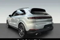 Porsche Cayenne din 2024 cu 23.447 km - oferta POR240421 - foto 3