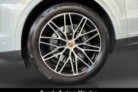 Porsche Cayenne din 2024 cu 23.447 km - oferta POR240421 - foto 6