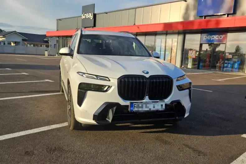 BMW X7 (Seria X) din 2025 cu 28.000 km - oferta BMW240431 - foto 3