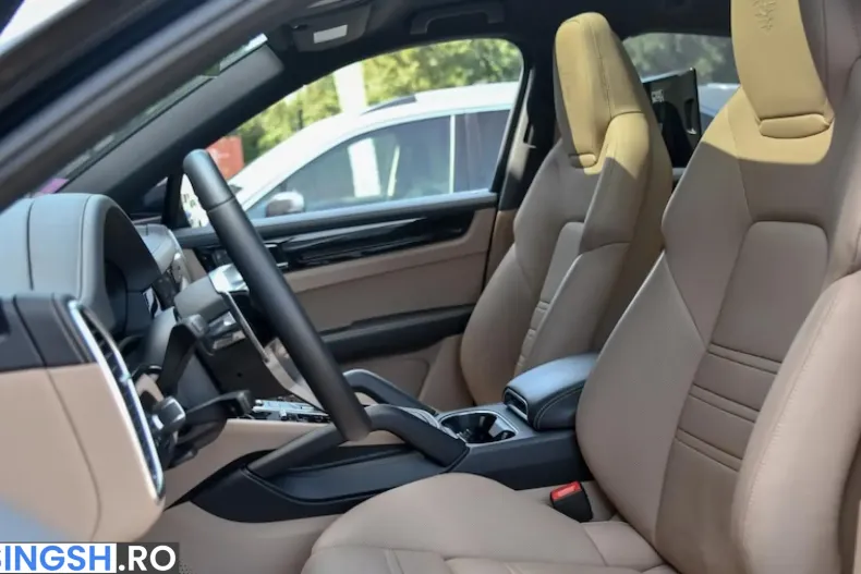 Porsche Cayenne din 2023 cu 41.688 km - oferta POR240444 - foto 8
