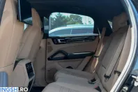Porsche Cayenne din 2023 cu 41.688 km - oferta POR240444 - foto 12
