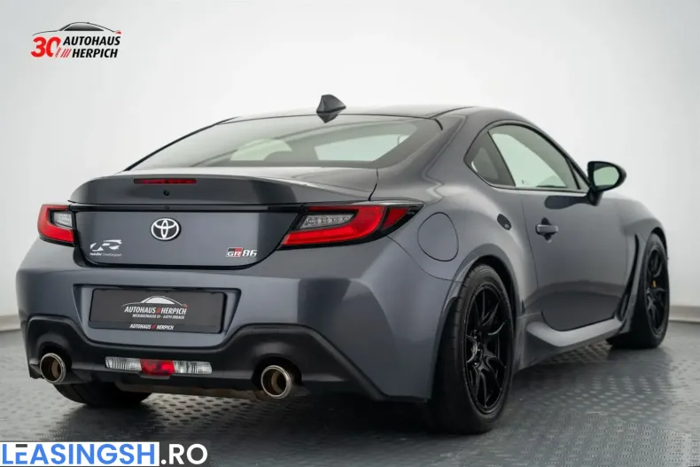 Toyota GR86 din 2023 cu 7.177 km - oferta TOY240465 - foto 5