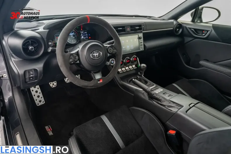 Toyota GR86 din 2023 cu 7.177 km - oferta TOY240465 - foto 10