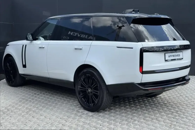 Land Rover Range Rover din 2024 cu 45.627 km - oferta LAN240473 - foto 4