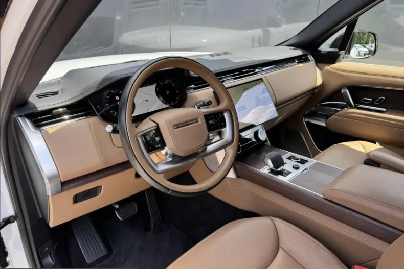 Land Rover Range Rover din 2024 cu 45.627 km - oferta LAN240473 - foto 9