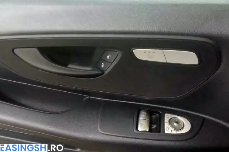 Mercedes-Benz Vito din 2025 cu 12.700 km - oferta MER240479 - foto 8