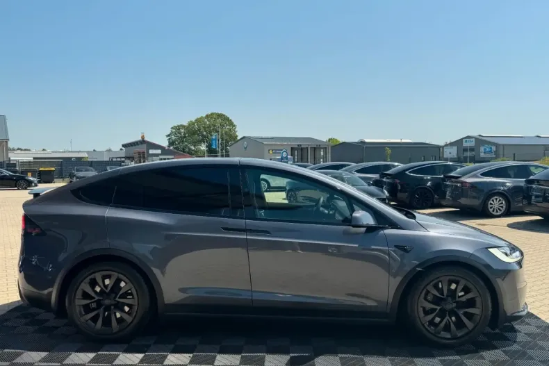 Tesla Model X din 2023 cu 45.499 km - oferta TES240481 - foto 19