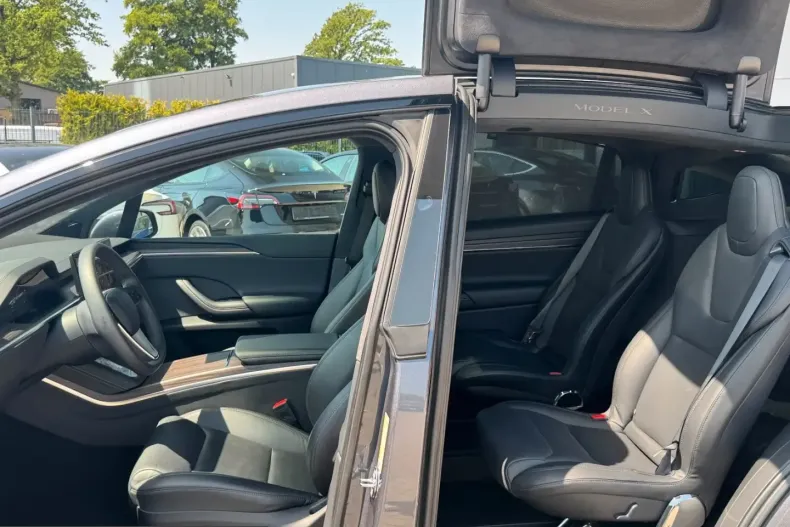Tesla Model X din 2023 cu 45.499 km - oferta TES240481 - foto 24