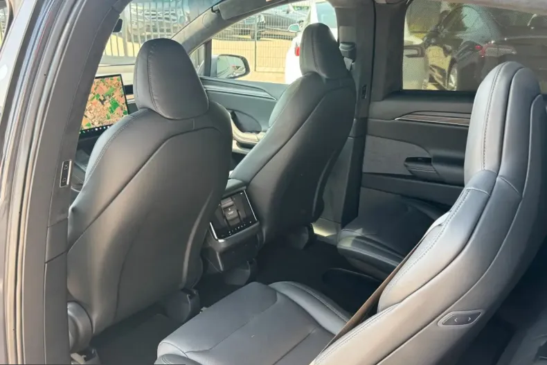 Tesla Model X din 2023 cu 45.499 km - oferta TES240481 - foto 25