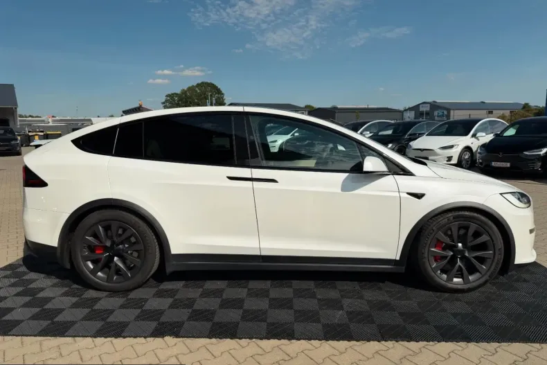 Tesla Model X din 2023 cu 42.055 km - oferta TES240482 - foto 10