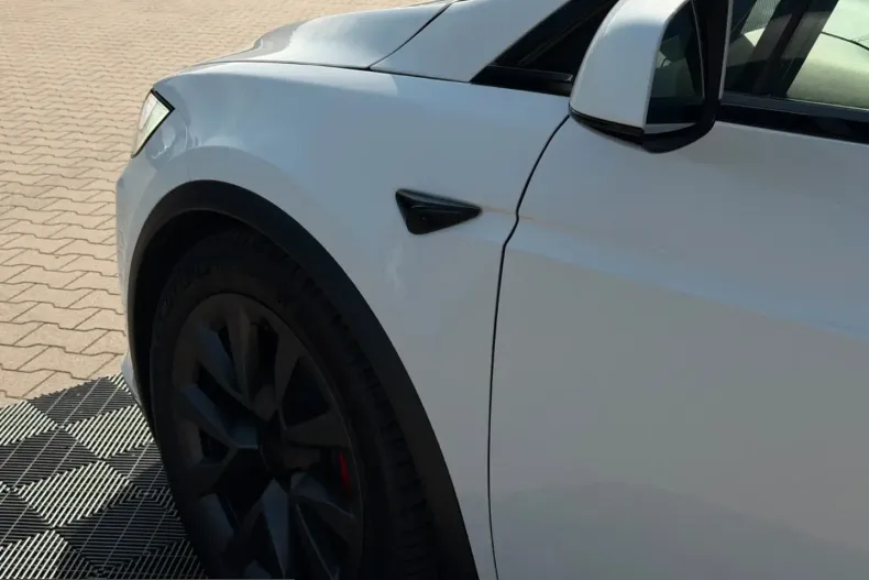 Tesla Model X din 2023 cu 42.055 km - oferta TES240482 - foto 24