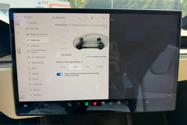 Tesla Model X din 2023 cu 42.055 km - oferta TES240482 - foto 33
