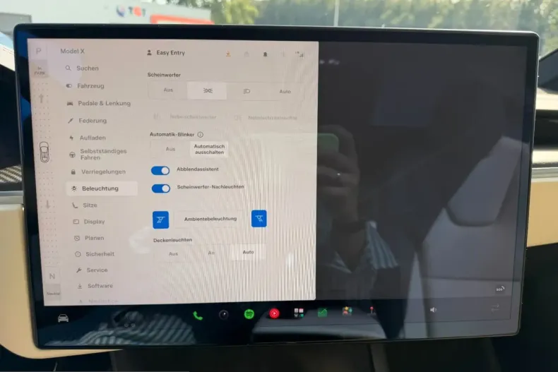 Tesla Model X din 2023 cu 42.055 km - oferta TES240482 - foto 35