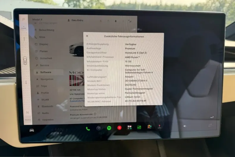 Tesla Model X din 2023 cu 42.055 km - oferta TES240482 - foto 37