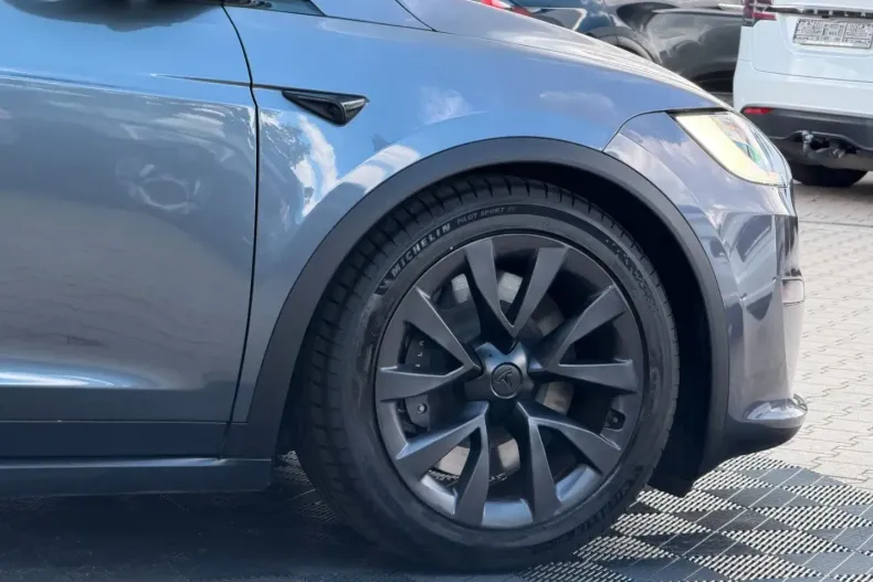 Tesla Model X din 2023 cu 14.999 km - oferta TES240484 - foto 15