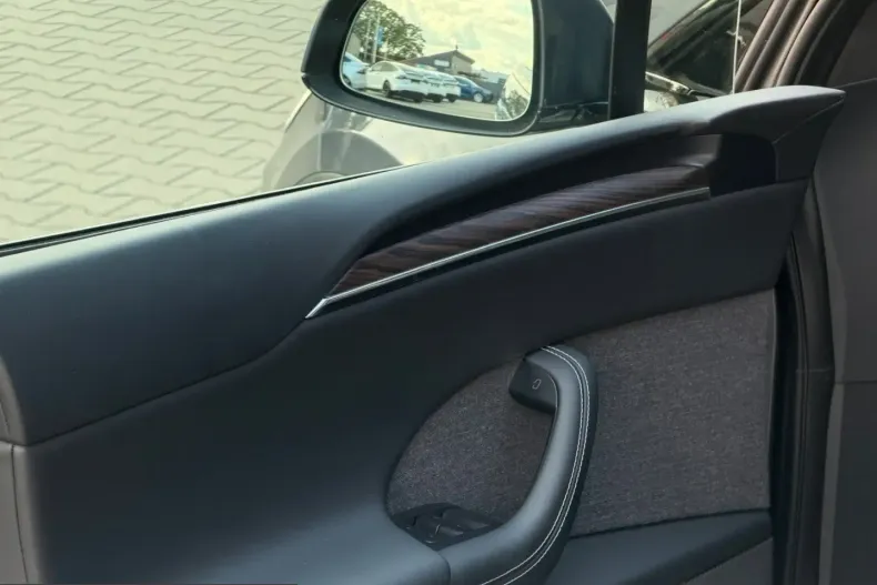 Tesla Model X din 2023 cu 14.999 km - oferta TES240484 - foto 22