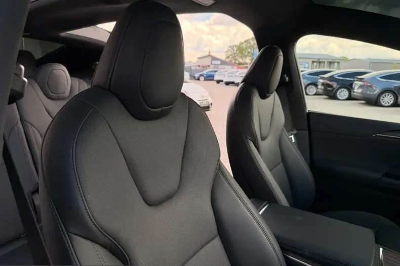 Tesla Model X din 2023 cu 14.999 km - oferta TES240484 - foto 23