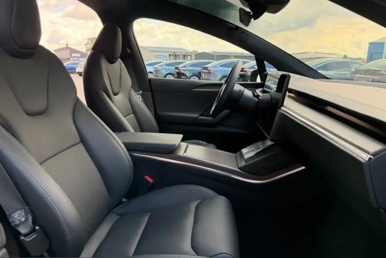 Tesla Model X din 2023 cu 14.999 km - oferta TES240484 - foto 25