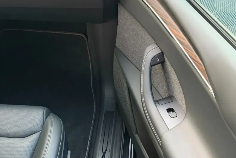 Tesla Model X din 2023 cu 14.999 km - oferta TES240484 - foto 26