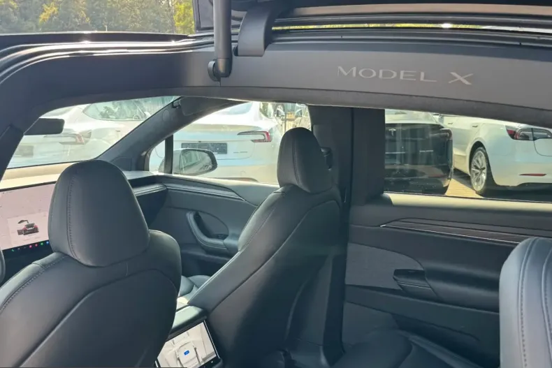 Tesla Model X din 2023 cu 35.666 km - oferta TES240485 - foto 23