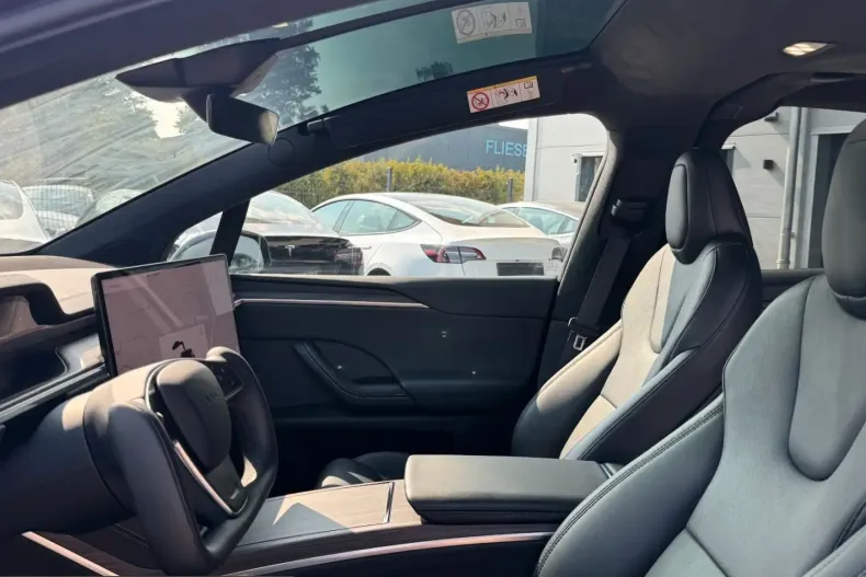 Tesla Model X din 2023 cu 35.666 km - oferta TES240485 - foto 25