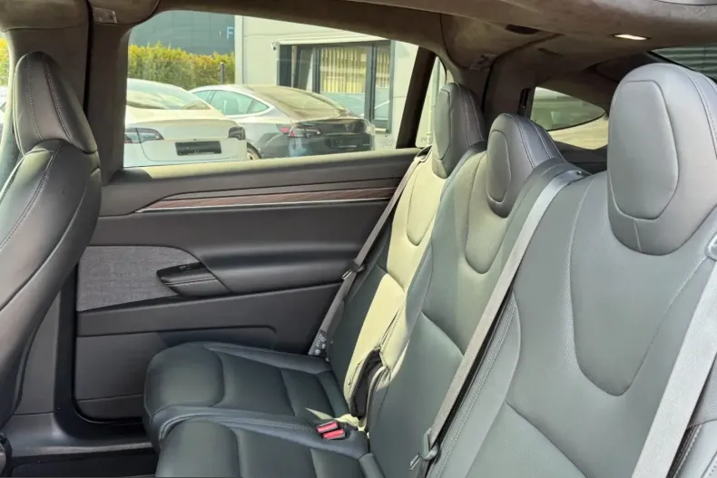 Tesla Model X din 2023 cu 35.666 km - oferta TES240485 - foto 26