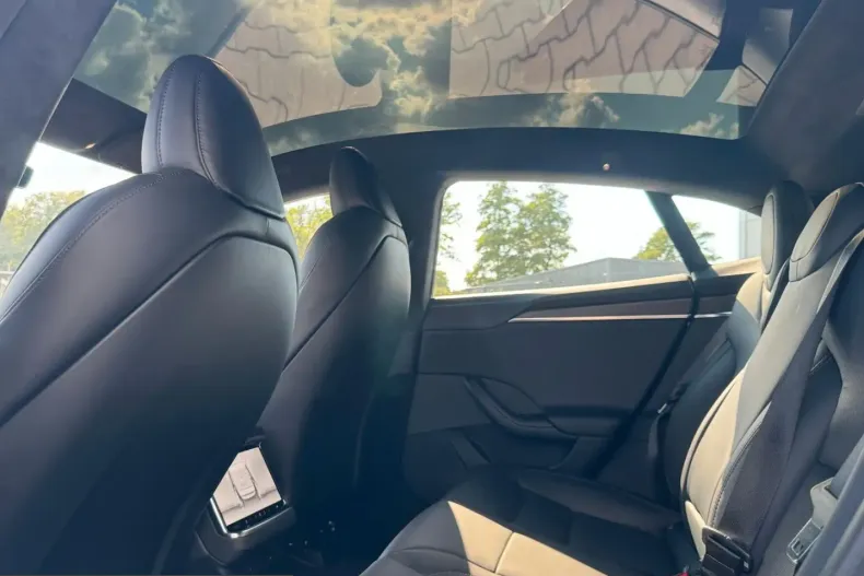 Tesla Model S din 2023 cu 35.000 km - oferta TES240487 - foto 29