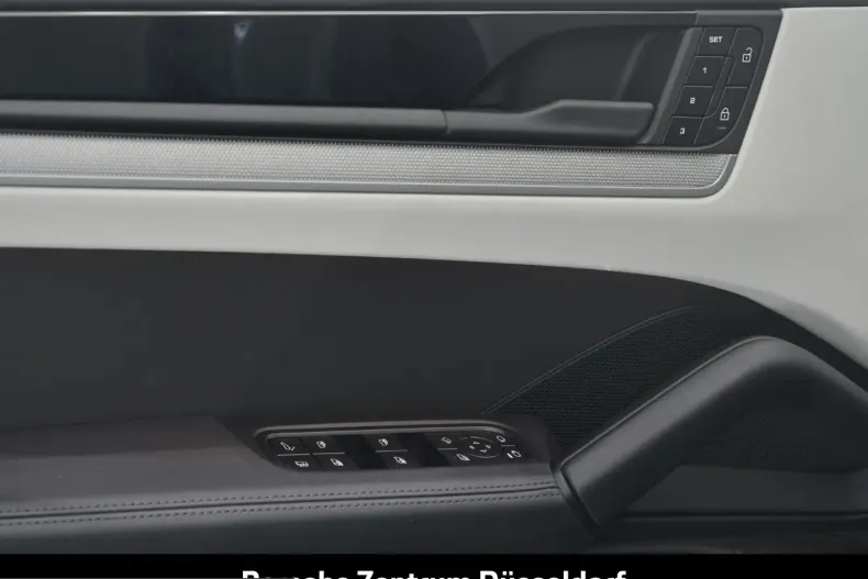 Porsche Cayenne din 2025 cu 22.409 km - oferta POR240498 - foto 17