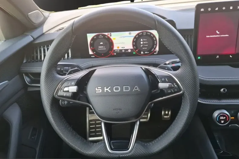 Skoda Superb din 2025 cu 23.800 km - oferta SKO240502 - foto 12