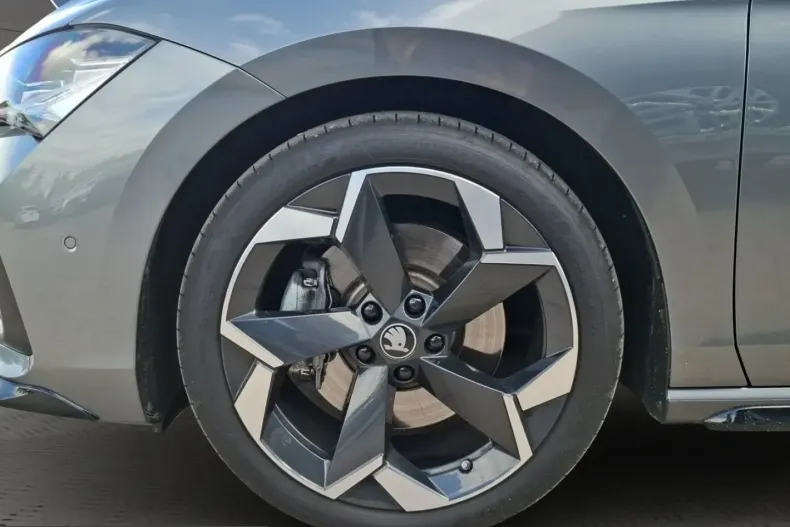 Skoda Superb din 2025 cu 23.800 km - oferta SKO240502 - foto 21